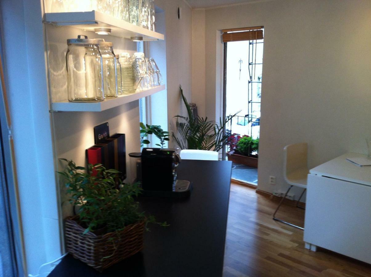 Location In The Heart Of Historic Apartment